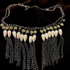 Pre-loved Double strand fake pearl rhinestone necklace. Statement Piece!!!